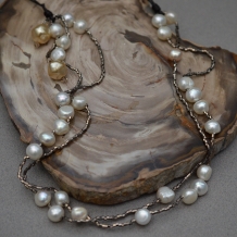 Freshwater Pearl and Glass Seed Beads Necklace